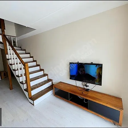 Kuna House *